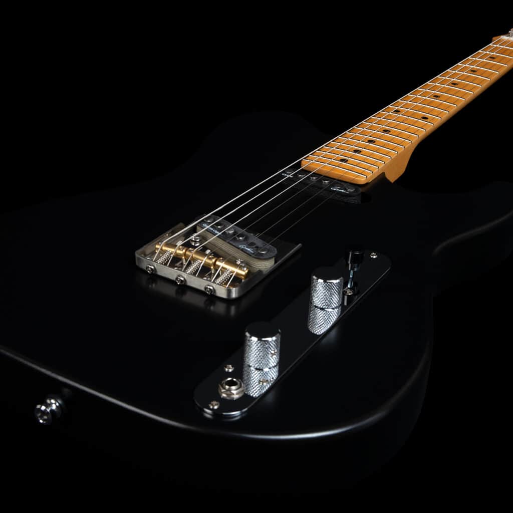 Guitarra Eléctrica Godin Guitars Stadium Ht Matte Black Mn (049332) Ss 049332